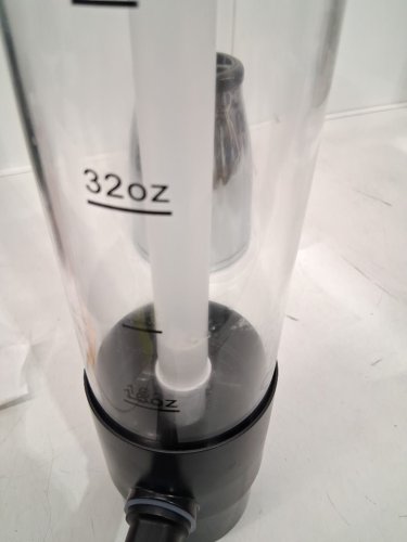 Mesa inspired living Beverage Tower with removable ice tube - 2.6L - CLEAR (MODEL: 1981256) image 5
