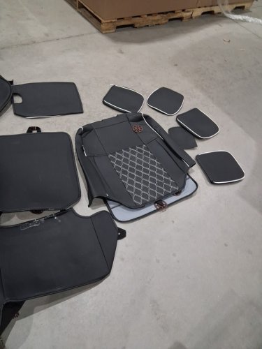 Huidasource Dodge Ram Seat Covers Full Set for DODGE RAM MODELS 2010-2025 - black/white (model: RAM01) image 7