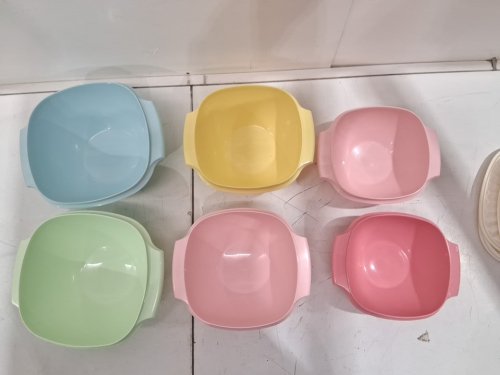 12pc tupperware Heritage Collection Food Storage Containers with lids - multicolour (model:1923853) image 4