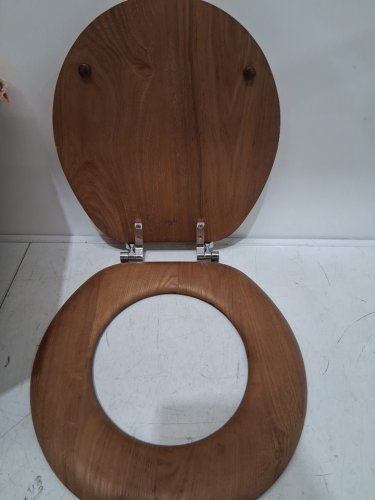 MAYFAIR BY BEMIS ROUND WOODEN TOILET SEAT WITH CHROME HINGES - NATURAL OAK VENEER WITH CHROME HINGES (MODEL:9601CP) image 4