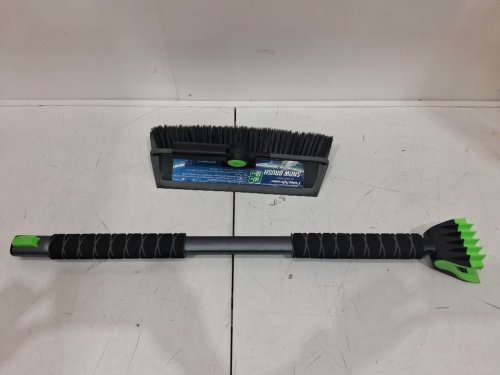 2pc polar xtreme snow brush and scraper with rubber side - 58" - green/black (model:2732382) image 2