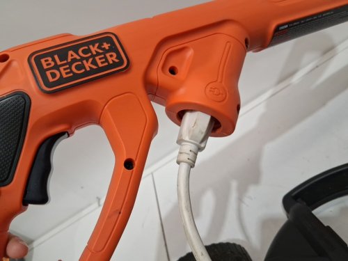 BLACK + DECKER 3-IN-1 COMPACT ELECTRIC MOWER STRING TRIMMER - 12" PATH - 6.5AMP - ORANGE/BLACK (MODEL: BESTA512CM) image 4