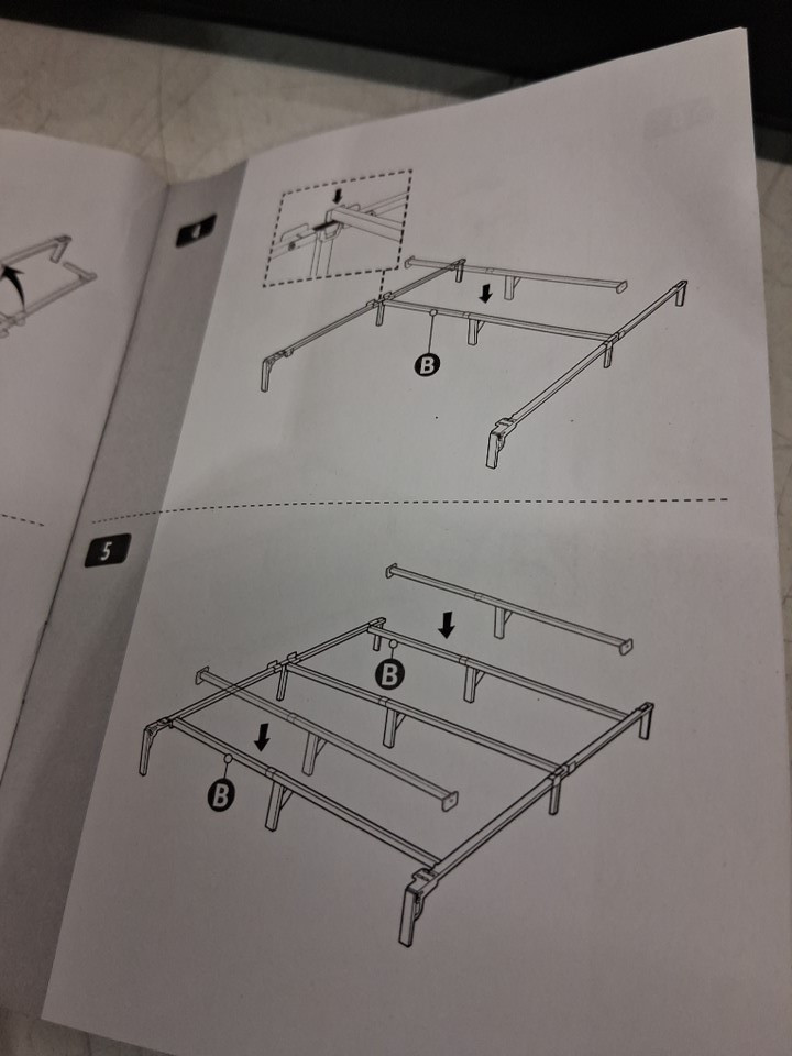 AMAZON BASICS 9-LEG SUPPORT METAL BED FRAME - Queen 7"- BLACK (MODEL: B07D4Bd47f) image 7