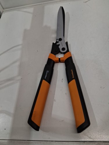 Fiskars Hedge Shears with SoftGrip Handles and Shock-Absorbing Bumpers - 23" - Black/Orange (model:392861-5002) image 3