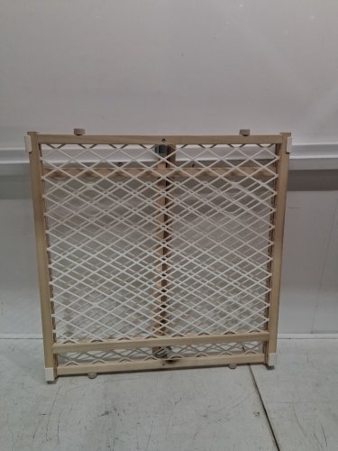 toddleroo by North States Diamond Mesh safety Gate - 26.5" - 42" x 23" - wood (model: 4600) image 3