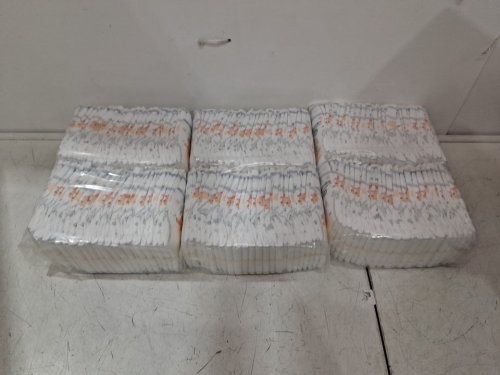 144PK HUGGIES DISNEY BABY LITTLE SNUGGLERS BABY DIAPERS - SIZE NEWBORN (UP TO 10LB) - DISNEY WINNIE THE POOH (MODEL: 55737-N) image 2