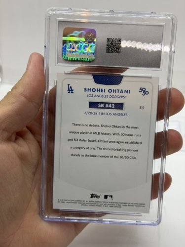 CGC GRADED GEM MINT 10 (2024) TOPPS 50/50 SHOHEI OHTANI #84 image 4