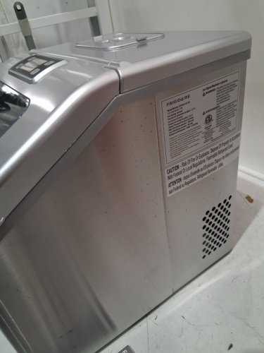 FRIGIDAIRE XL DIGITAL ICE MAKER - MAKES 40LBS/DAY - STAINLESS STEEL (MODEL: EFIC452-SS-CU) image 5