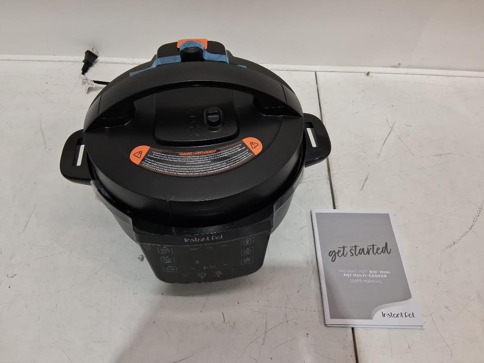 Instant Pot 7-in-1 RIO Mini multi-Cooker with pressure cook, slow cook, sauté, steam, rice maker, yogurt maker & warmer - 4qt - black (model: ripc41-bk) image 3
