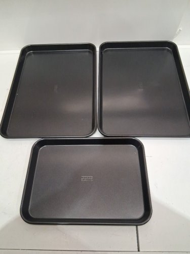 3pc bakers secrets non stick baking sheets - 17.5" x 12.5" & 13.5" x 9.5" - black image 2