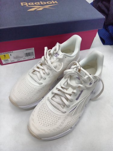 woMen's reebok Zig Dynamica 6 Shoe - SIZE 6 - white/purple (style: 1968535/100244513) image 2
