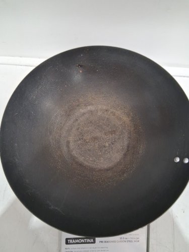 tramontina heavy guage carbon steel nitride wok -14" - black/blue (model: 1736545) image 4