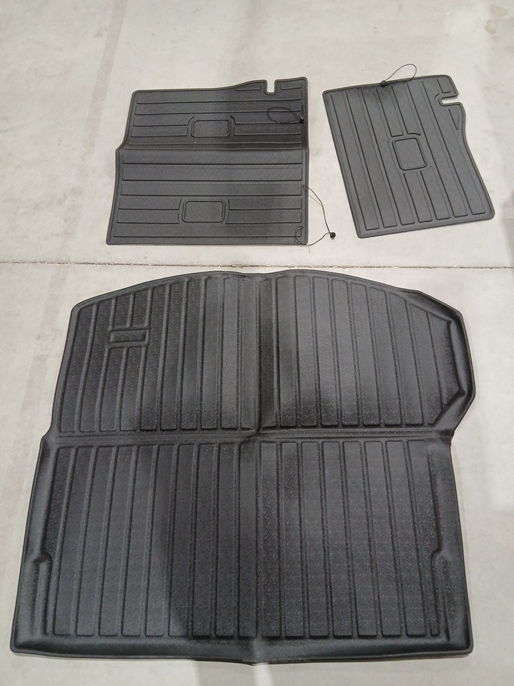 3PC ALL WEATHER CARGO LINER MAT AND BACK SEAT PROTECTOR SET - BLACK image 4