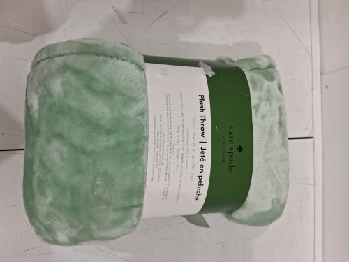 kate spade plush throw blanket - 60" x 70" - mint green (model: 1859162) image 4
