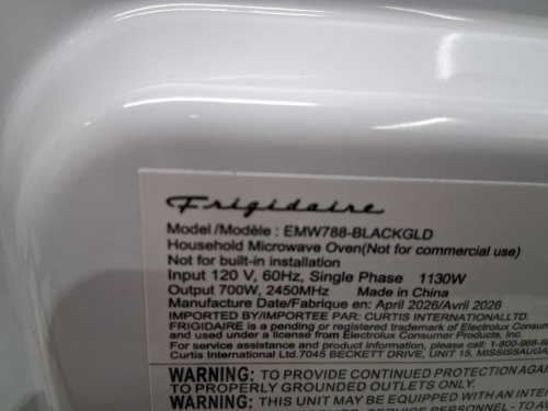Frigidaire Retro Microwave Oven - 0.7CU.FT - 700W - retro Black/Gold (Model: EMW788-BLACKGLD) image 13