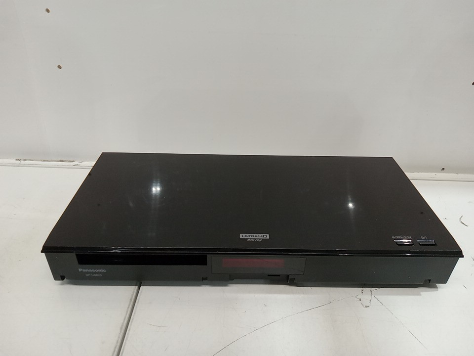 Panasonic Ultra HD Blu-ray Player with Dolby Vision, Hi-Res Audio & Voice Assist - Black (MODEL: DP-UB820PCK) image 9