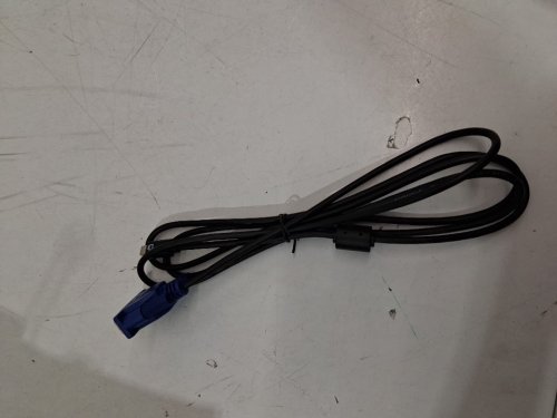 16pk vga to micro b cable - 6ft image 2