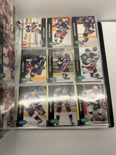 450 APPROX ASSSTD PARKHURST 1992 HOCKEY NHL CARDS image 5