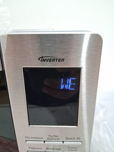 PANASONIC COMPACT GENIUS 1000W MICROWAVE OVEN - STAINLESS STEEL (MODEL: NN-SD47QS) image 3