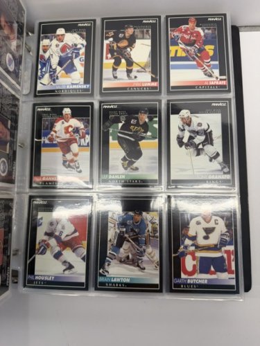 APPRX 630+ ASSSTD PINNACLE 1992/93 HOCKEY CARDS image 11
