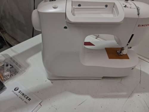 SINGER Sewing Machine with 23 Built-In Stitches - White (MODEL: MX231) image 10