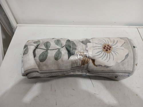 WASH LUXE MACHINE WASHABLE AREA RUG WITH FLORAL PATTERN - 5FT X 7FT - BEIGE/BLUE (MODEL: TNC-33236) image 4