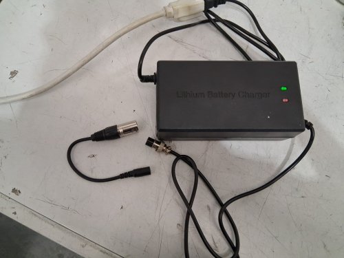 ELECTRIC BICYCLE SCOOTER EBIKE LI-ION BATTERY CHARGER - 29.4V - BLACK - (MODEL: LI07S99A(B)) image 3