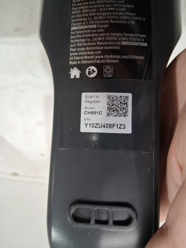 SHARK HANDHELD CORDLESS ULTRA CYCLONE VACUUM - 100W - BLACK/GOLD (MODEL: CH951C) image 8