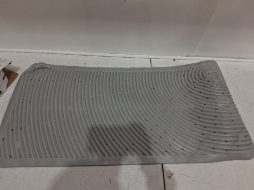 Munchkin Soft Spot Cushioned Bathmat - 36" x 17" - Grey (model: 37288) image 3