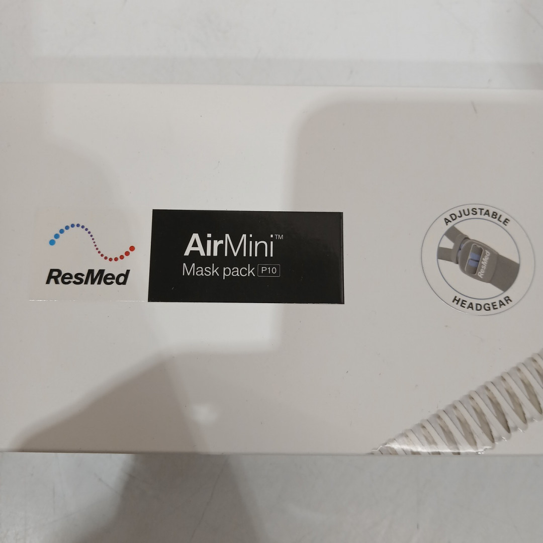 ResMed AirMini AutoSet with P10 Mask Pack - SMALL - LARGE - (MODEL: 38824) image 3