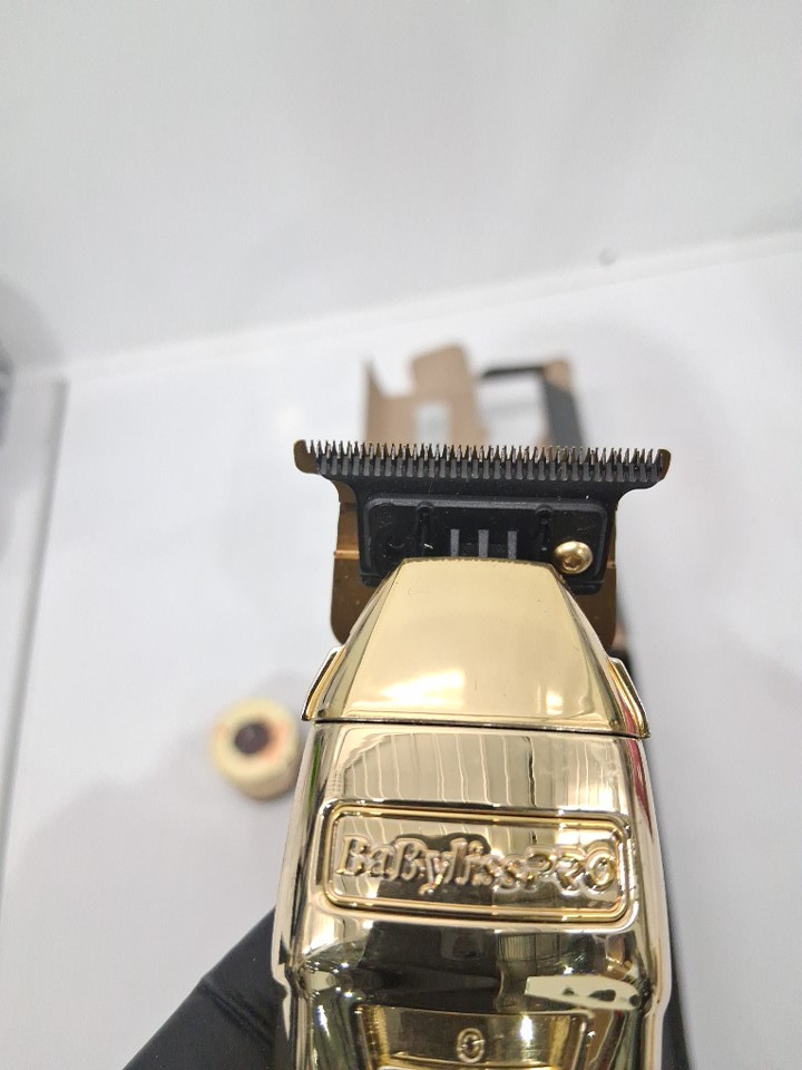 BaBylissPRO FX ONE Trimmer with T-Blade, Cordless with battery charger - GOLD (model: fx799G) image 4