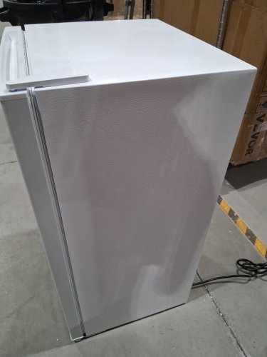 Frigidaire compact Mini fridge with chiller and Eraser Board door - 3.2cu.ft. - white (model: EFR331-white-6com) image 8