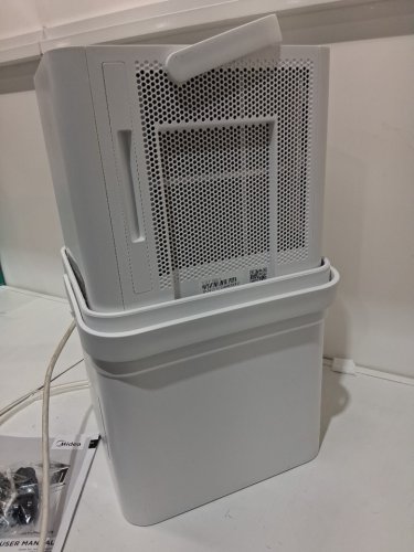 MIDEA CUBE SMART WIFI DEHUMIDIFIER - 20 PINT - 1,500 SQ. FT - WHITE (MODEL: MAD20S1QWT) image 5