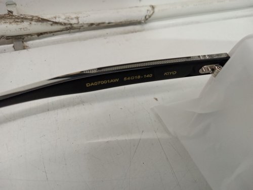 DANSHARI Kiyo eye glasses frames with demo lenses - 54▢18-140 - White / Black (model: DA07001AW5418) image 6