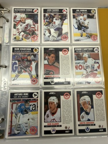 550 APPROX ASSSTD SCORE 1992 HOCKEY NHL CARDS image 11