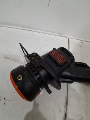 BLACK+DECKER STRING TRIMMER/EDGER - 10" - BLACK/ORANGE (MODEL: LST201-CA) image 5