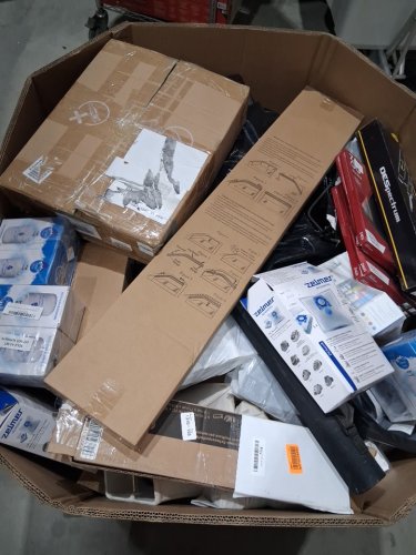 assorted MIXED item MYSTERY PALLET - VARIOUS PRODUCTS - aprox 300+ - (pallet #21) image 3