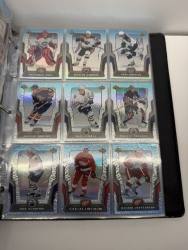 300 APPROX ASSSTD UPPER DECK MCDONALDS NHL HOCKEY CARDS (EARLY 2000S) image 9