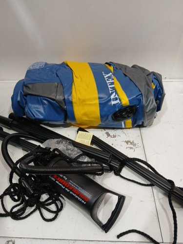 Intex Challenger 2 2-Person Inflatable Boat with 2 paddles and pump - 7ft 9" x 3ft 9" - 48" oars - 440lbs capacity - Yellow/Blue (model: 68367ep) image 3