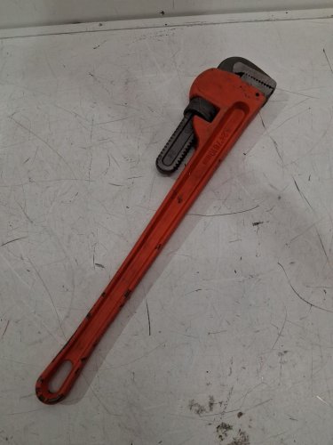 Task Tools pipe wrench - 24" - red (model: T25446) image 2