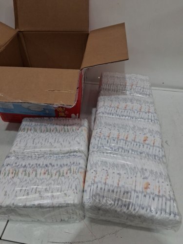 144PK Huggies Disney Baby Little Snugglers Baby Diapers - Size Newborn (upto 10lbs) - disney Winnie the Pooh (model: 5573703) image 3