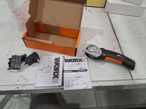 WORX 4V ZipSnip Cordless Electric Scissors - 4V - BLACK (model: WX082L) image 2