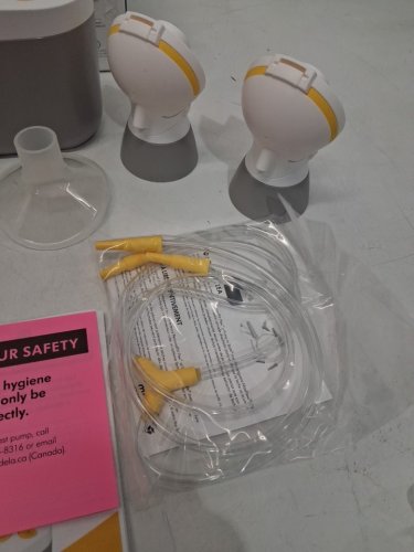 13PC MEDELA PUMP MAXFLOW IN STYLE DOUBLE ELECTRIC BREAST PUMP - 21 MM/24 MM SHIELDS - GREY image 5