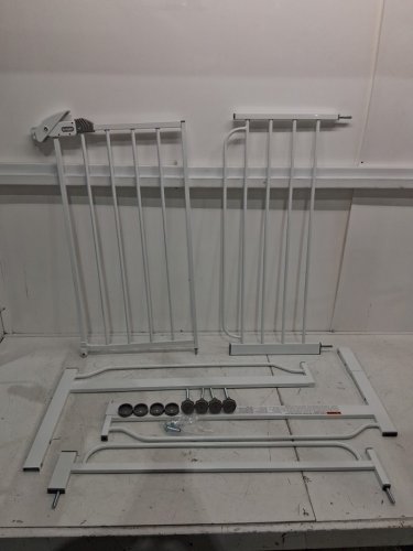 REGALO EASY STEP EXTRA WIDE METAL SAFETY GATE - 30" x 29"- 49" - WHITE (MODEL: 1164EwDS) image 3