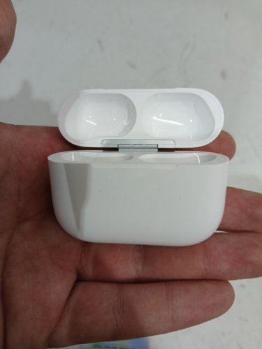Replacement charging case for airpod pro 3 ear buds - white - (Model: Y039-C) image 3