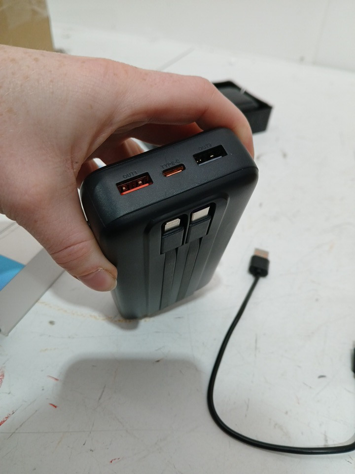 SAIKATI Portable Power Bank Charger with 2 Built-in Output Cables - 40000mah - 22.5w charging - black (MODEL:k110) image 3