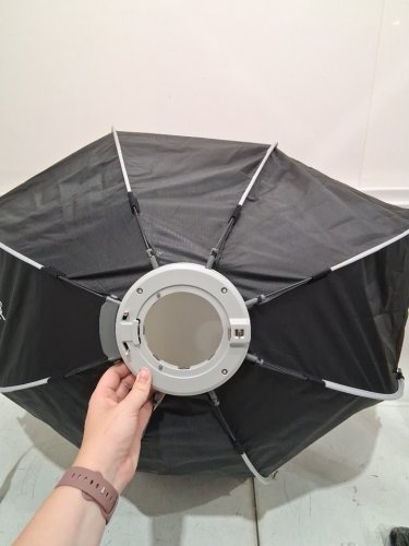 Neewer Quick Release with Diffusers/Grid/Bag AirParabolic Softbox Bowens Mount- 35.4" - BLACK (MODEL:ns92p) image 8