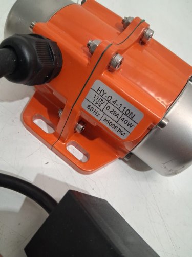 VEVOR AC Concrete VibratING MOTOR - 110V, 40W, Single Phase AC Electric Vibrating Motor, 3600rpm Asynchronous Vibration, 2M Cable, IP65 Waterproof (MODEL: HY-0.4-110N) image 5