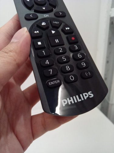 PHILIPS 3 DEVICE UNIVERSAL TV REMOTE - BLACK (MODEL: srp4322b/27) image 4