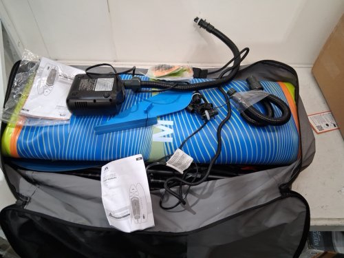 AQUA MARINA REVOLUTION STAND UP INFLATABLE PADDLEBOARD WITH CARRY BAG AND ACCESSORIES - 11FT X 34" X 6" - BLUE (MODEL: BT-26SBT/1989193) image 8
